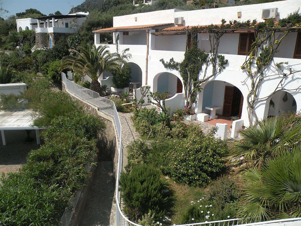 La Piazza Luxury Hotel & Spa Panarea Exterior foto