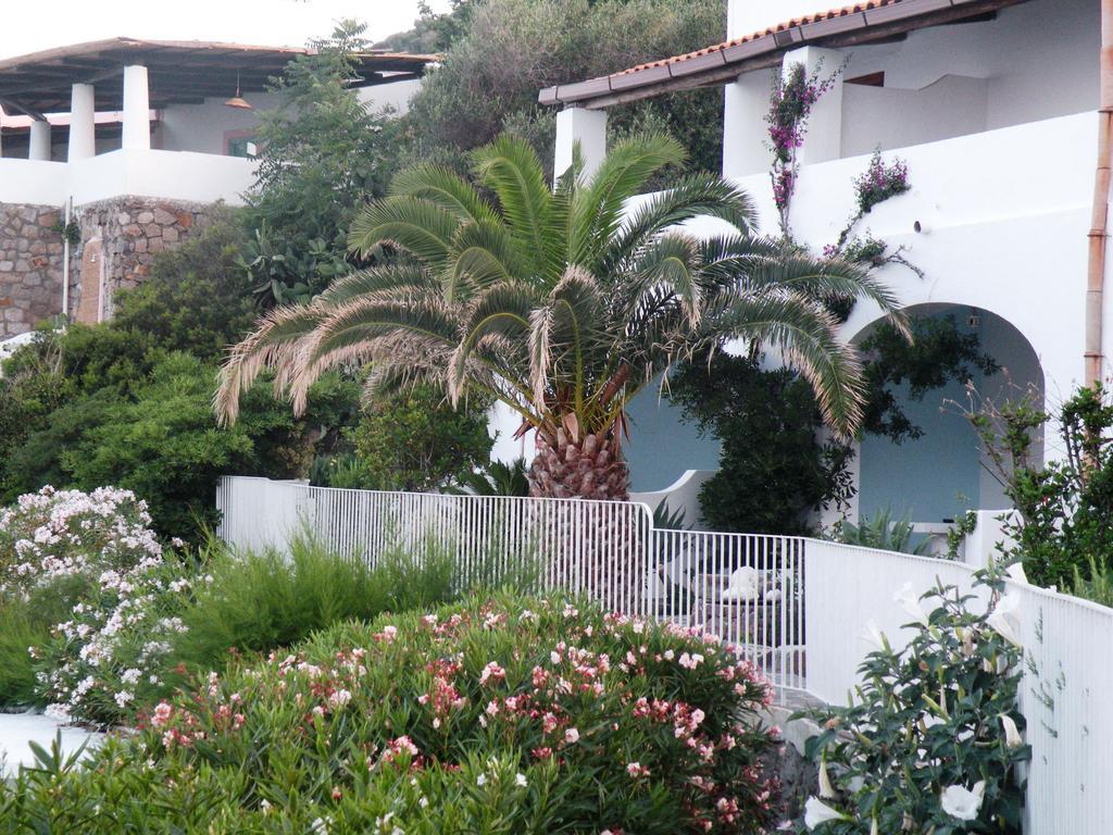 La Piazza Luxury Hotel & Spa Panarea Exterior foto